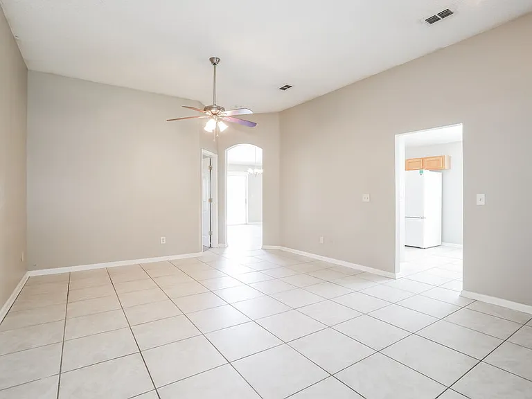 2912 Brittany Bluff Dr — Photo 5