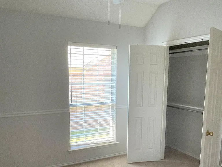 10408 Ambergate Ln — Photo 10
