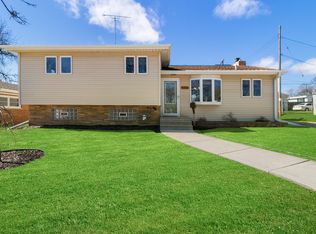 5814 43rd Ave, Kenosha, WI 53144