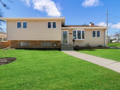 5814 43rd Ave, Kenosha, WI, 53144