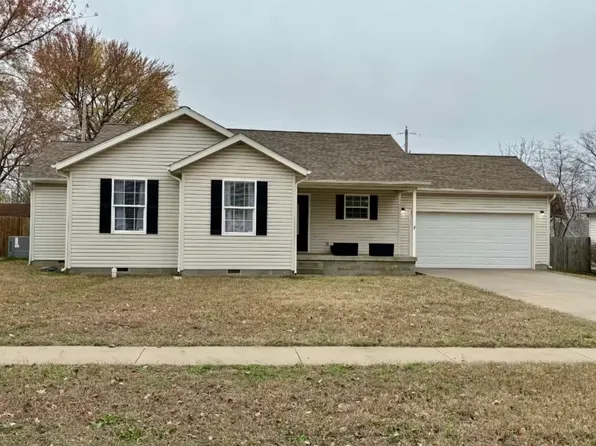 825 Linden St, Webb City, MO 64870