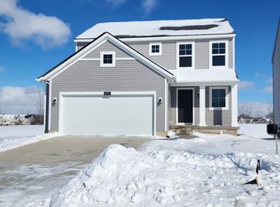 6717 Castleton Dr, Grand Ledge, MI 48837
