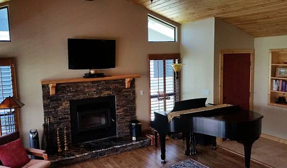 3rd image of 90 W Ponderosa Dr