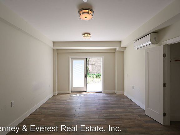 3rd image of 837 Geary St #B101