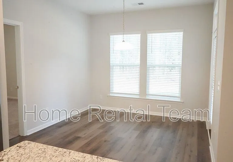142 Brookline Dr — Photo 15