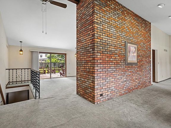 5th image of 4979 Sudbury Ln