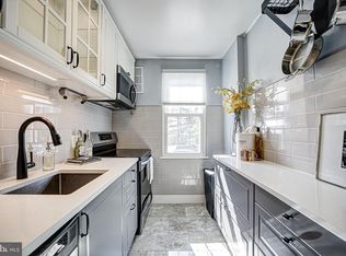 9 Auburn Ct APT C, Alexandria, VA