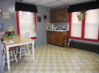 49 Acre St, Clinton, MA 01510