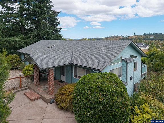 2nd image of 8329 NW Arboretum Rd