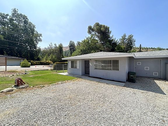 2nd image of 1285 Garnet St