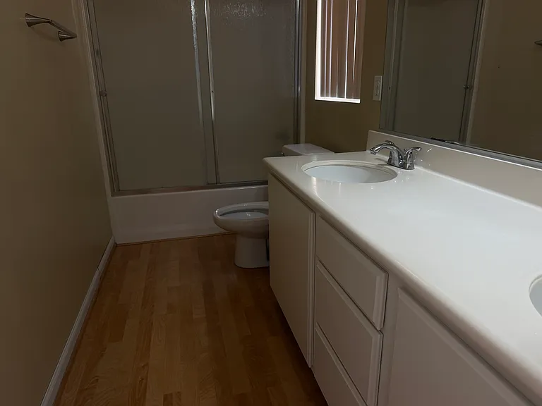 11772 Declaration Dr — Photo 15