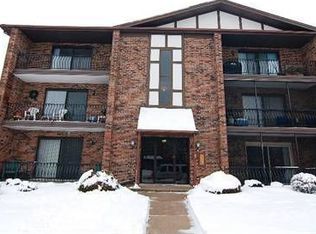 7931 Paxton Ave #A1, Tinley Park, IL 60477