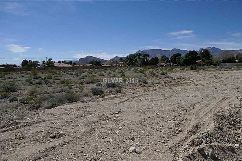 1st image of 0 W El Campo Grande Ave
