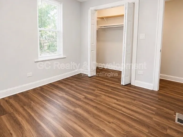 78 Pine Ave #2 — Photo 5