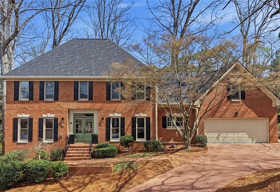 1st image of 5 Downshire Cir