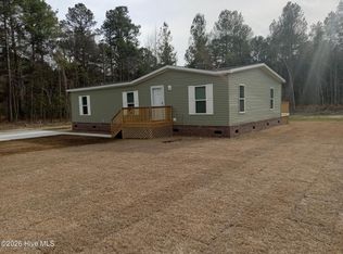 1257 Bill Hooks Rd, Whiteville, NC 28472