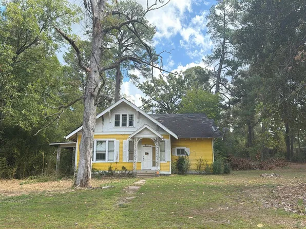 700 N Charlotte St, Fordyce, AR 71742