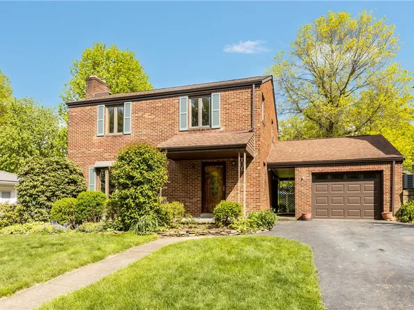 2221 Neish Ave, Aliquippa, PA 15001