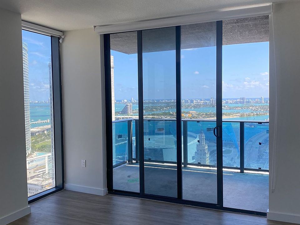 1st image of 500 NE 1st Ave