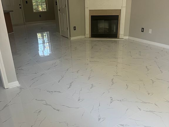 2nd image of 1513 Eastern Sunrise Ln
