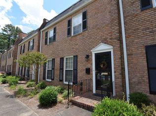 11 S Stratford Dr, Athens, GA