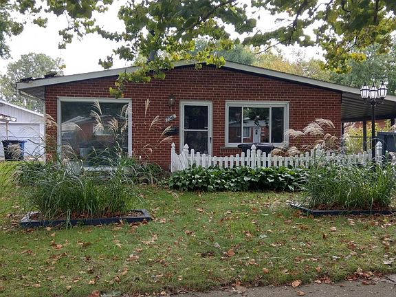 2nd image of 7546 Harrison St