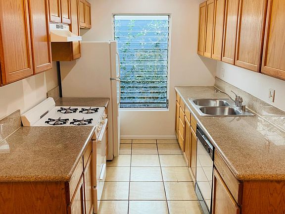 2nd image of 1036 N Stanley Ave APT 2