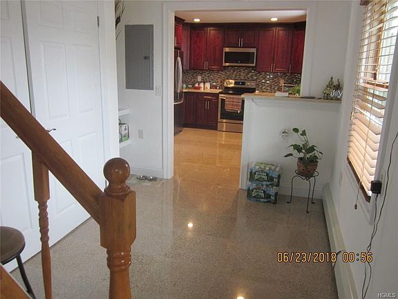 5th image of 65 Cliff Ln