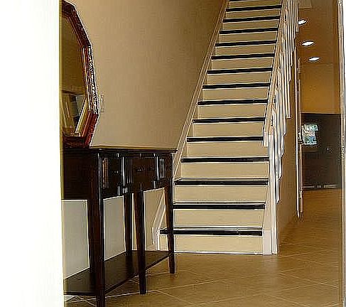 3rd image of 107 Linda Ln