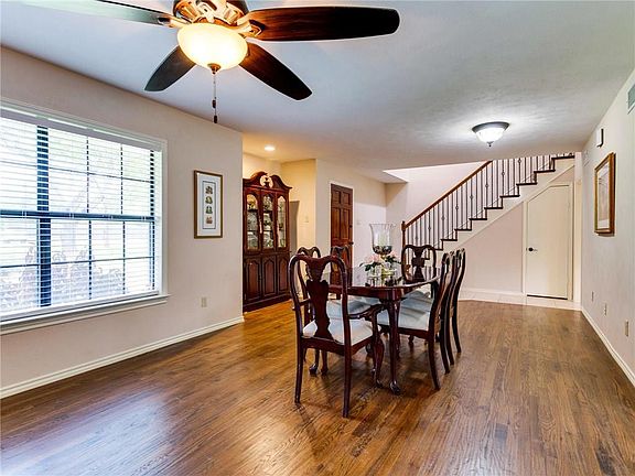 3rd image of 600 Cross Timbers Dr