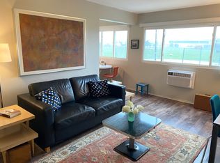 105 13th Ave S APT 10, Hopkins, MN 55343