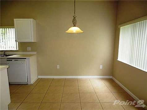 5th image of 2330 Coral Springs Dr #1