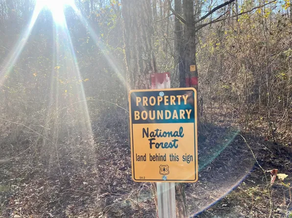 123 Highway 5, Mountain View, AR 72560