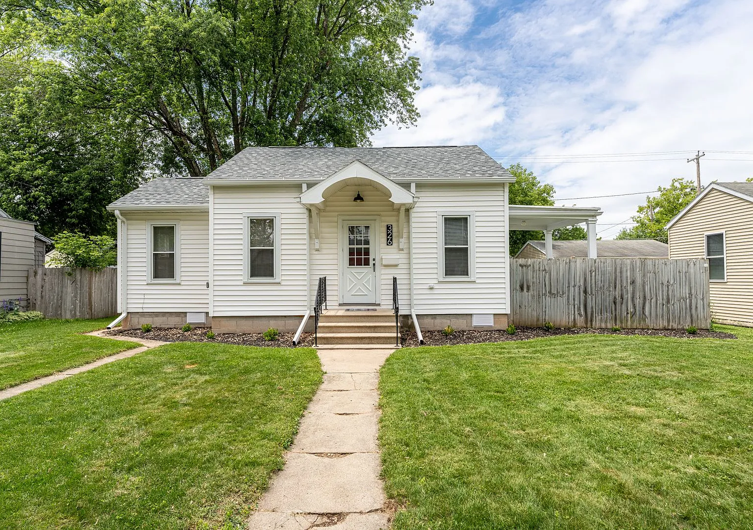 Single Family Home in Kimberly — Photo 1