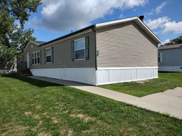 150 Maple Wood Wood #150, Flint, MI 48504