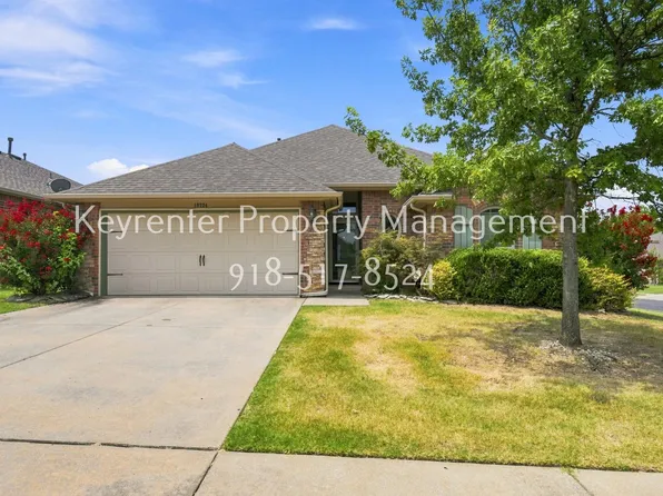 10724 Masters Cir, Jenks, OK 74037
