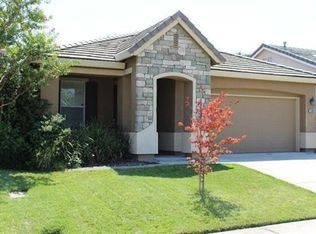 1606 Vosspark Way, Sacramento, CA