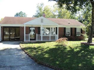 418 Cottonwood St, Newport News, VA 23608
