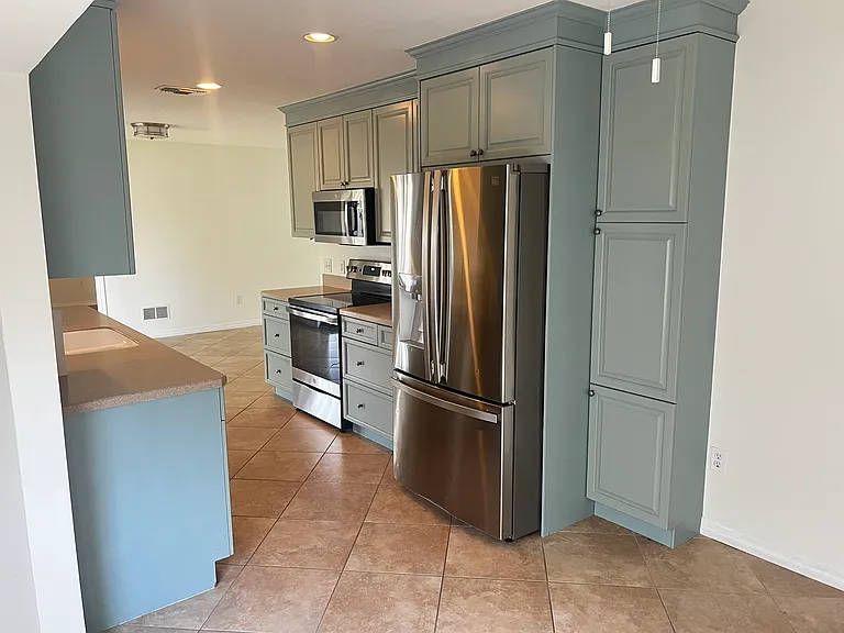 4025 Vermont Ln — Photo 15