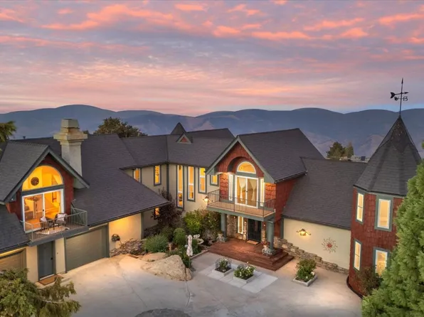 26601 Cabriolet Ct, Tehachapi, CA 93561