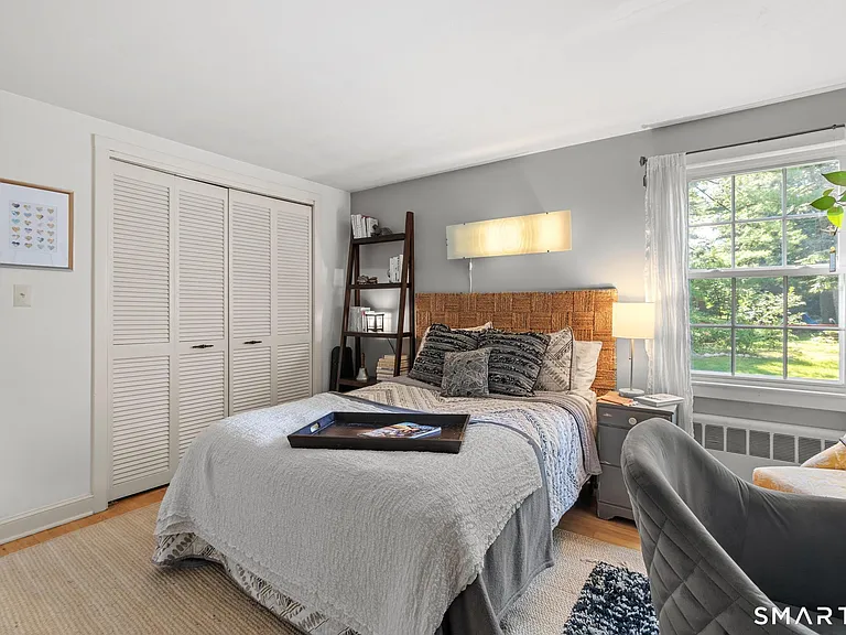 38 Barry Ln — Photo 12