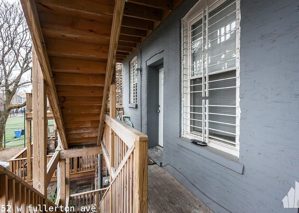 1st image of 2752 W Fullerton Ave #623