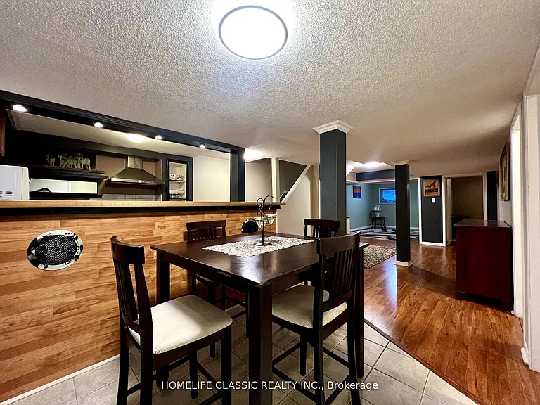 423 Flanagan Ct #LOWER — Photo 2