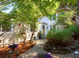 16 Brookwood Rd, Orinda, CA 94563