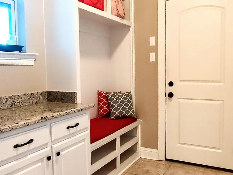 18081 Old Trail Dr — Photo 11