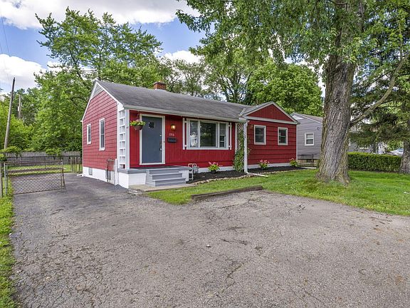 3rd image of 1316 Moler Rd