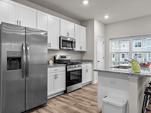 2nd image of 11204 Conway Pl #11207