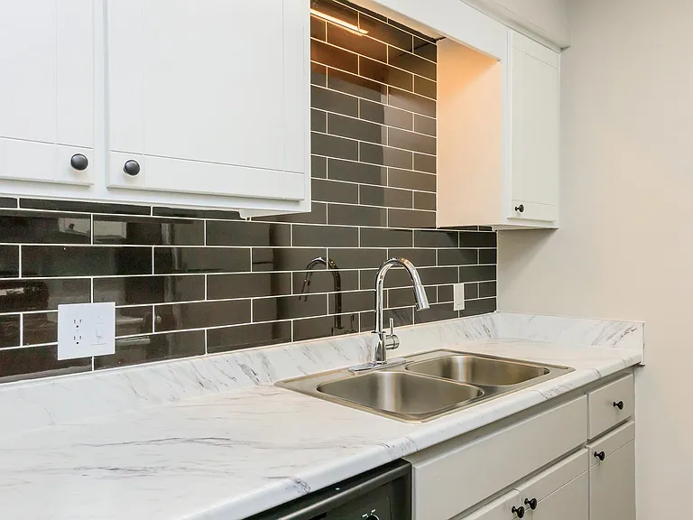 The Roosevelt Apartment Homes — Photo 14