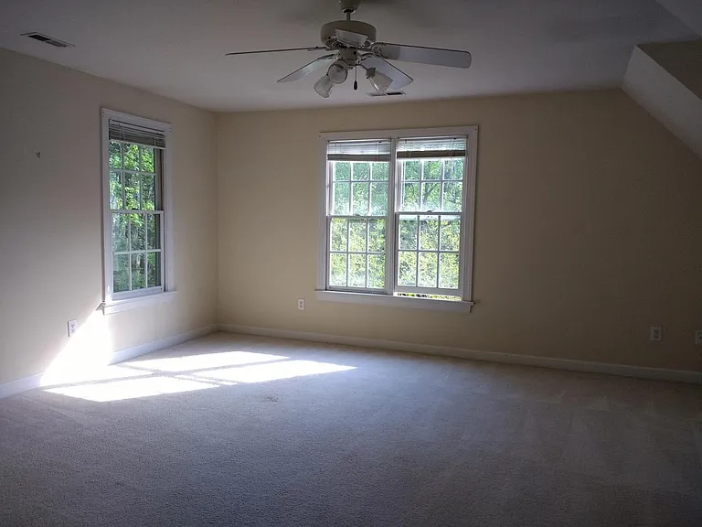 208 Parkroyale Ln — Photo 10