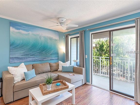 4th image of 39 S Forest Beach Dr #127